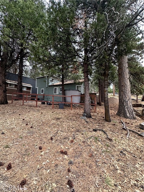 32064 Hunsaker Way, Running Springs CA: https://media.crmls.org/medias/51ad04d5-fc35-4a85-be72-96759258a23c.jpg