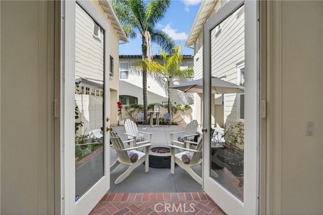 Image 9 of 51 For 38 Winfield Drive