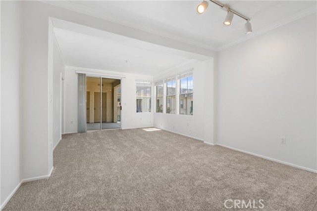 2426 Watermarke Pl, Irvine CA: https://media.crmls.org/medias/51af1569-7e06-4cb0-8571-49fa7df33ccd.jpg