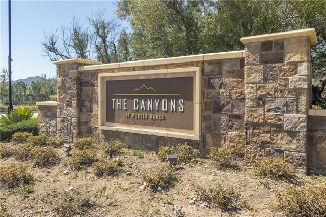 Detail Gallery Image 2 of 27 For 20724 W Beech Cir, Porter Ranch,  CA 91326 - 4 Beds | 3 Baths