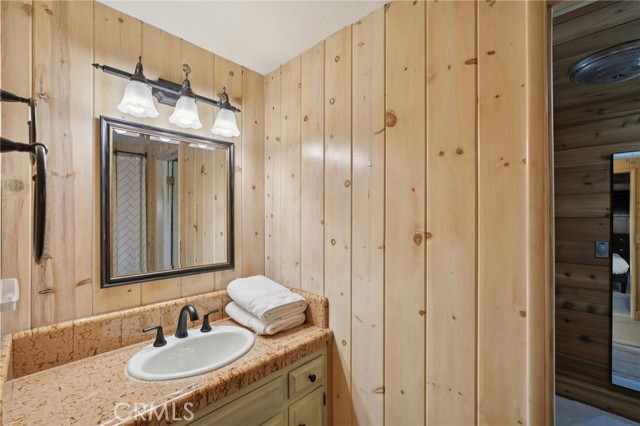 Detail Gallery Image 21 of 33 For 195 Birchwood Dr, Lake Arrowhead,  CA 92352 - 3 Beds | 3/1 Baths