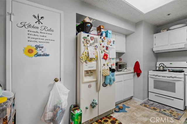 321 Inger Drive, Santa Maria CA: https://media.crmls.org/medias/51b0675c-bcbd-4368-9fc6-215d4ef0f3d0.jpg