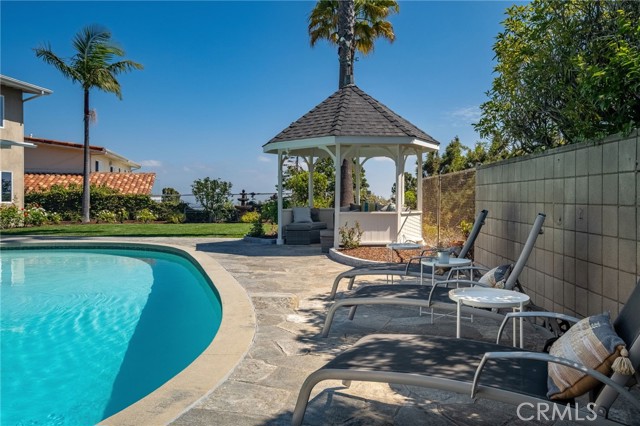 4962 Silver Arrow, Rancho Palos Verdes, California 90275, 4 Bedrooms Bedrooms, 0 ,2 BathroomsBathrooms,Residential,For Sale,Silver Arrow,0,SB26172354