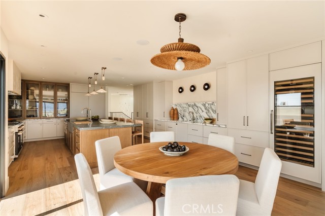 876 5th Street, Manhattan Beach, California 90266, 5 Bedrooms Bedrooms, ,6 BathroomsBathrooms,Residential,For Sale,5th,SB25164993