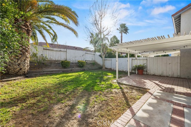 Detail Gallery Image 18 of 23 For 28832 Oak Spring Canyon, Canyon Country,  CA 91387 - 4 Beds | 3 Baths