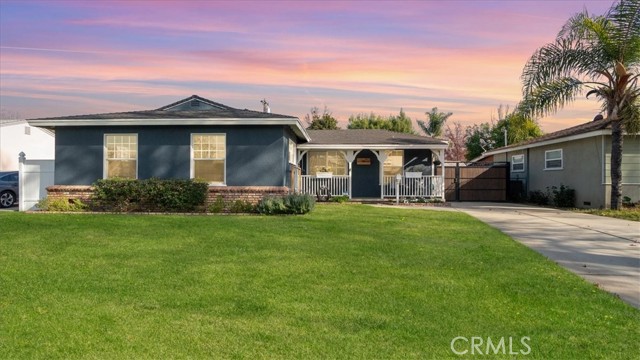 Detail Gallery Image 1 of 1 For 812 N 5th Ave, Covina,  CA 91723 - 3 Beds | 2 Baths