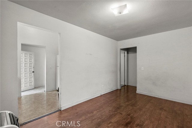 Detail Gallery Image 24 of 32 For 2619 Trinity St, Los Angeles,  CA 90011 - – Beds | – Baths