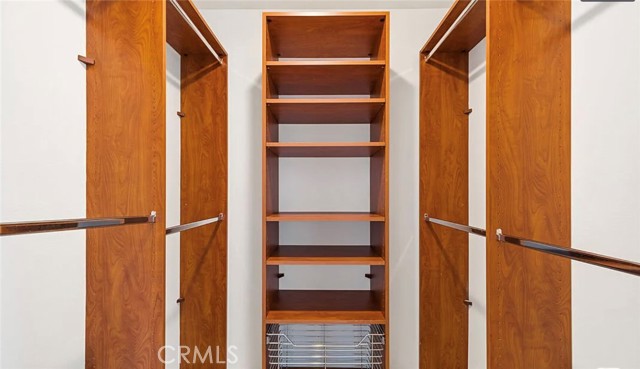 Detail Gallery Image 24 of 33 For 12050 Guerin St #303,  Studio City,  CA 91604 - 3 Beds | 2/1 Baths