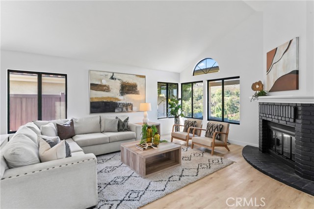 Detail Gallery Image 7 of 26 For 29092 Laurel Valley, Vista,  CA 92084 - 3 Beds | 2/1 Baths