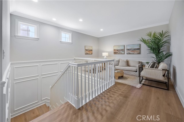 9 Whitford, Irvine CA: https://media.crmls.org/medias/51b36c3d-8d6b-4e23-80ee-77c10abdb96c.jpg