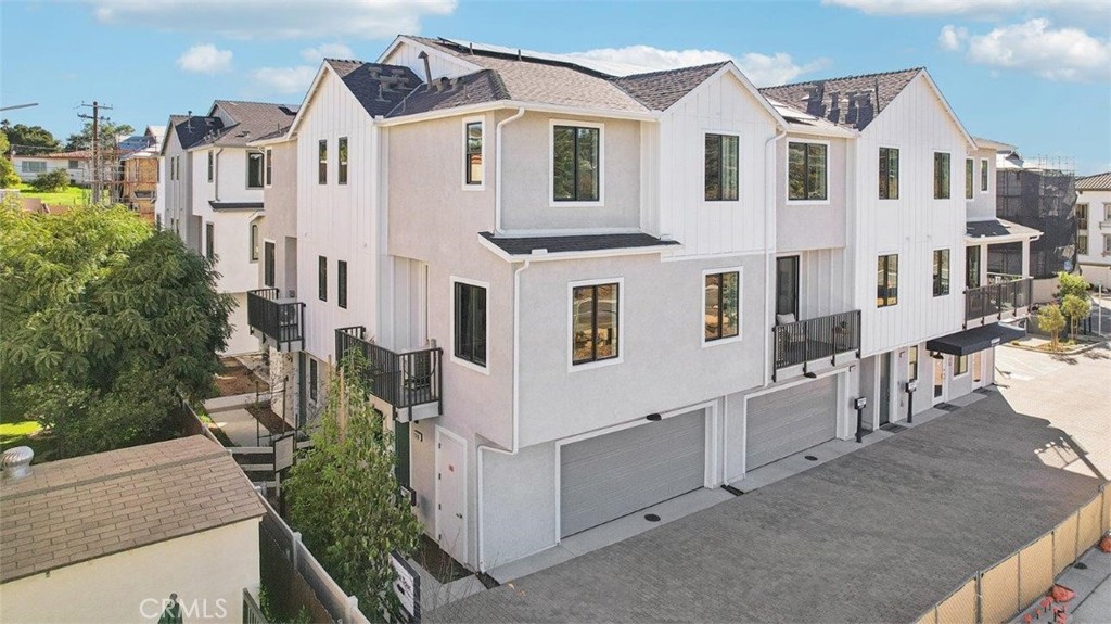 2338 Red Coral Glen