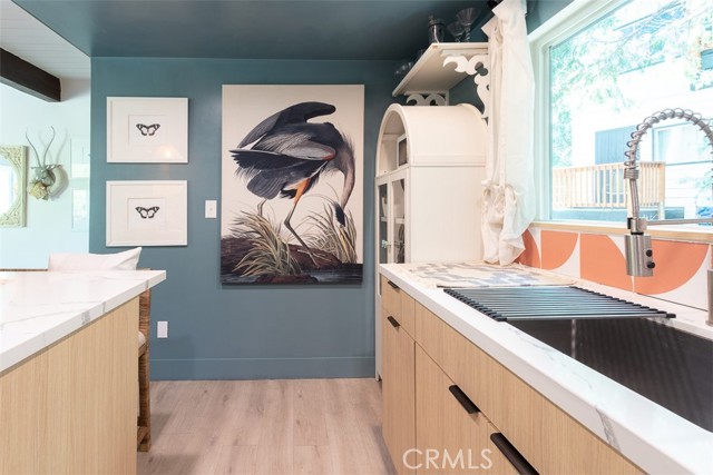 Detail Gallery Image 14 of 33 For 220 Oak Dr., Lake Arrowhead,  CA 92352 - 3 Beds | 2 Baths