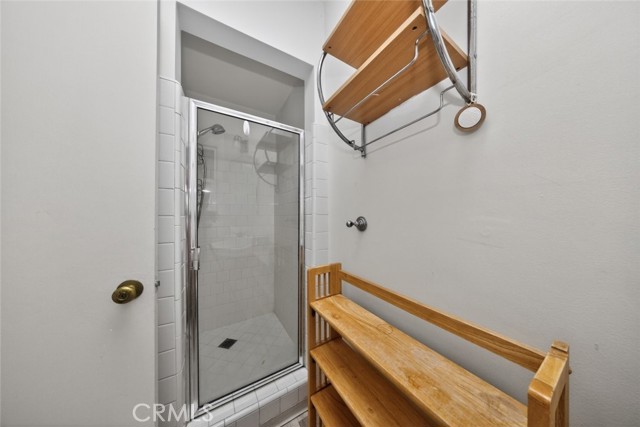 Detail Gallery Image 17 of 42 For 15439 Hart St, Van Nuys,  CA 91406 - – Beds | – Baths