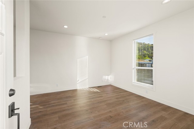 Detail Gallery Image 11 of 21 For 732 E Route 66 #26,  Glendora,  CA 91740 - 2 Beds | 2 Baths