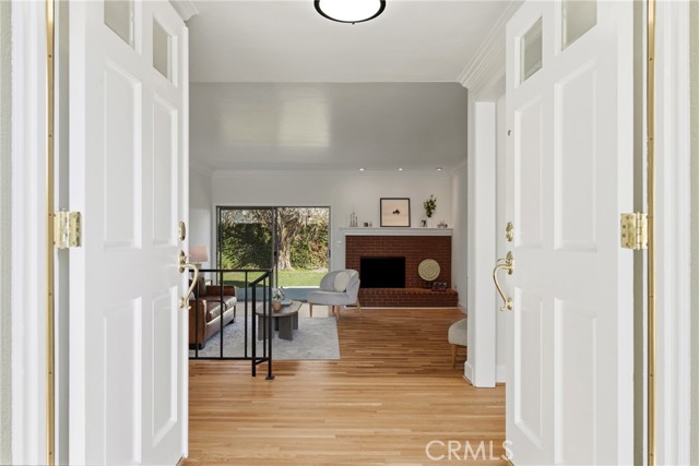 Detail Gallery Image 3 of 56 For 3430 N El Dorado, Long Beach,  CA 90808 - 4 Beds | 2 Baths