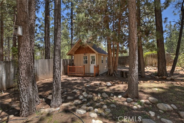 Detail Gallery Image 14 of 44 For 531 Killington Way, Big Bear Lake,  CA 92315 - 4 Beds | 2/1 Baths