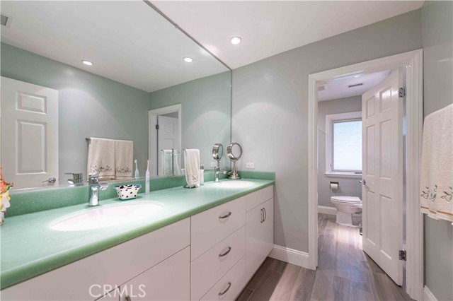 1525 Ramona Drive, Camarillo CA: https://media.crmls.org/medias/51b84a81-bd9f-4059-afc6-336c6f879b15.jpg