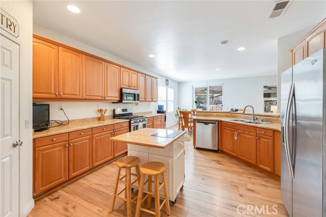 Detail Gallery Image 15 of 34 For 977 Saltbush, Hemet,  CA 92545 - 5 Beds | 2/1 Baths