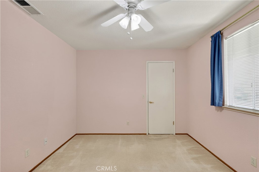 https://media.crmls.org/medias/51ba2a70-e095-4edc-8e4b-8c7d6c055b06.jpg?preset=X-Large