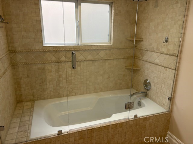 MLS #OC25273289 image #9