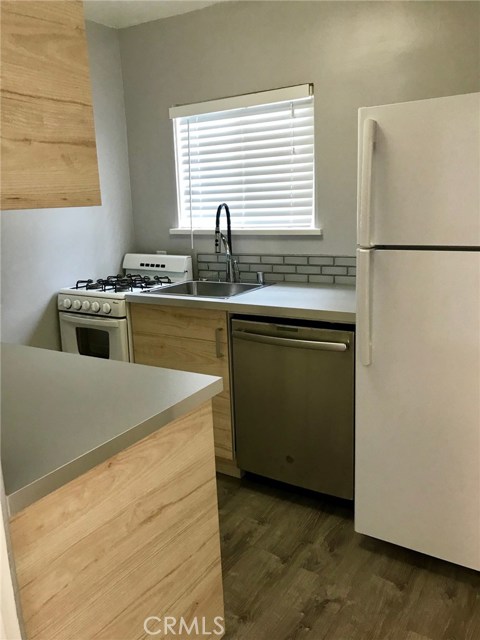 Detail Gallery Image 11 of 17 For 166 High Dr, Laguna Beach,  CA 92651 - 1 Beds | 1 Baths