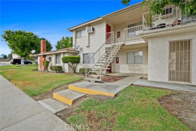 Detail Gallery Image 2 of 19 For 8664 Calle Del Prado, Rancho Cucamonga,  CA 91730 - 2 Beds | 2 Baths