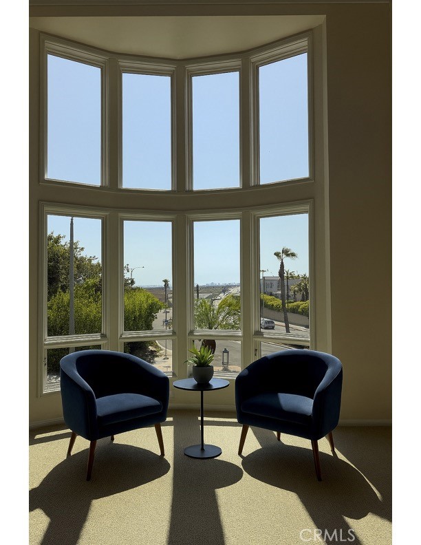 Detail Gallery Image 5 of 17 For 4441 Los Patos Ave, Huntington Beach,  CA 92649 - 3 Beds | 3/2 Baths