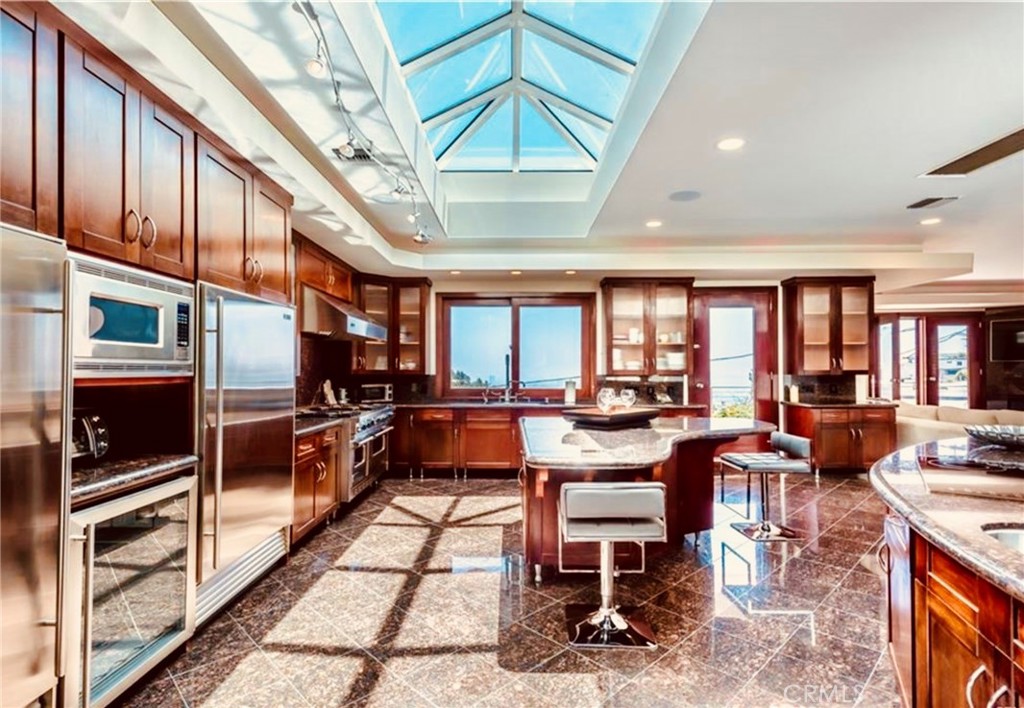 MLS #OC26165392 image #8