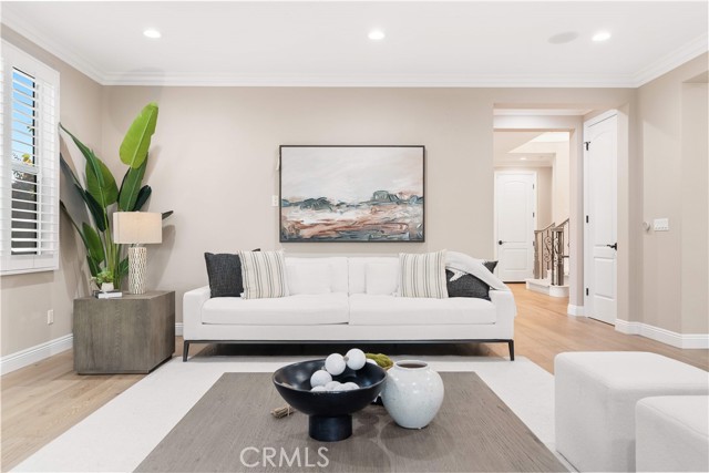 Detail Gallery Image 11 of 75 For 27 Gillman St, Irvine,  CA 92612 - 6 Beds | 6/1 Baths