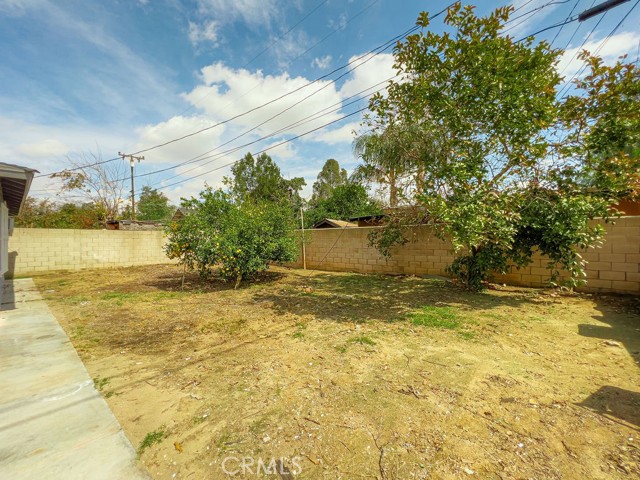Detail Gallery Image 11 of 29 For 9845 Arbor Ave, Fontana,  CA 92335 - 3 Beds | 1/1 Baths