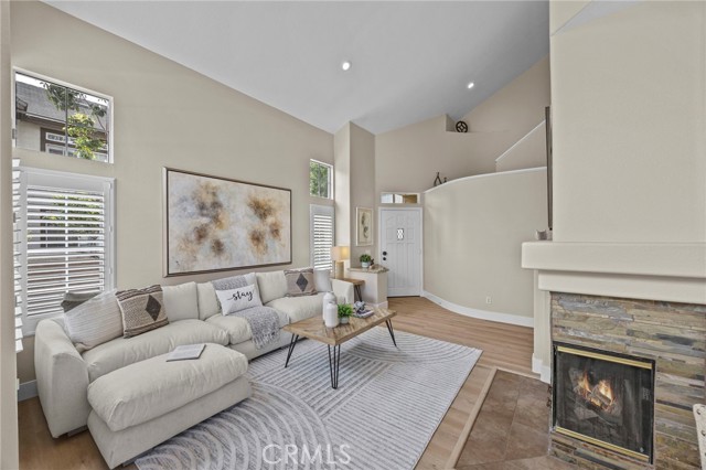 Detail Gallery Image 3 of 44 For 179 Montara Dr, Aliso Viejo,  CA 92656 - 3 Beds | 2/1 Baths