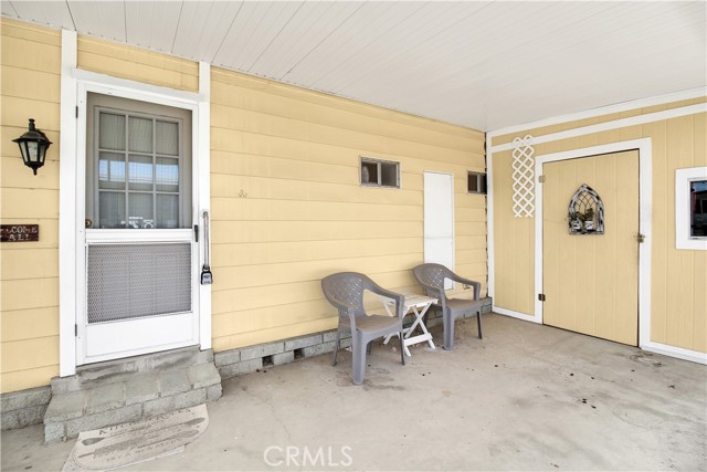 1180 Camino Del Rancho, Hemet CA: https://media.crmls.org/medias/51bd138e-a5fe-48b5-a696-2c9100dcd9f9.jpg
