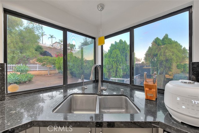 Detail Gallery Image 16 of 75 For 53 Westbrook Ln, Phillips Ranch,  CA 91766 - 4 Beds | 3 Baths