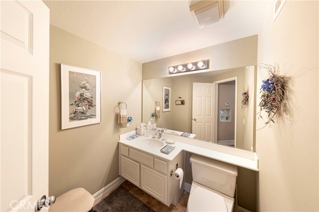 61 Stoney Pointe, Laguna Niguel CA: https://media.crmls.org/medias/51bf27a4-2416-4a15-a53b-959edba1a136.jpg