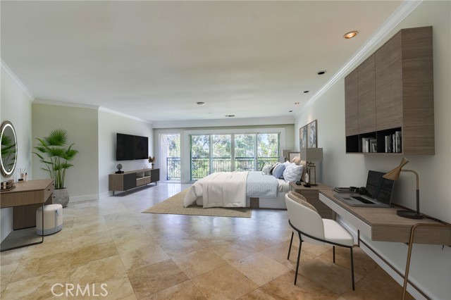 1 Rue Biarritz, Newport Beach CA: https://media.crmls.org/medias/51bfeced-9786-4087-92c2-5c9e3986858a.jpg