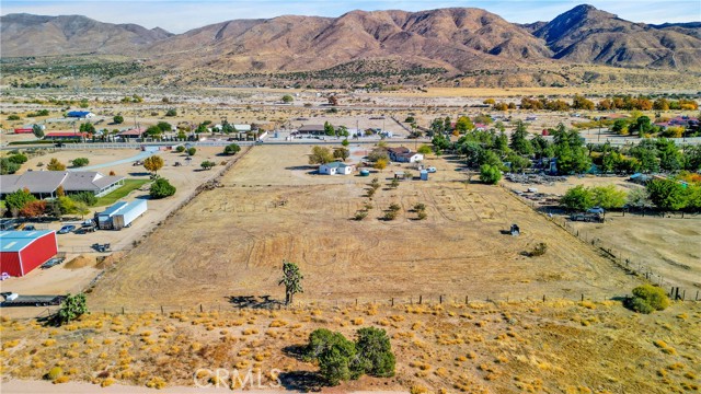 Detail Gallery Image 32 of 41 For 6022 Arrowhead Lake Rd, Hesperia,  CA 92345 - 4 Beds | 3 Baths