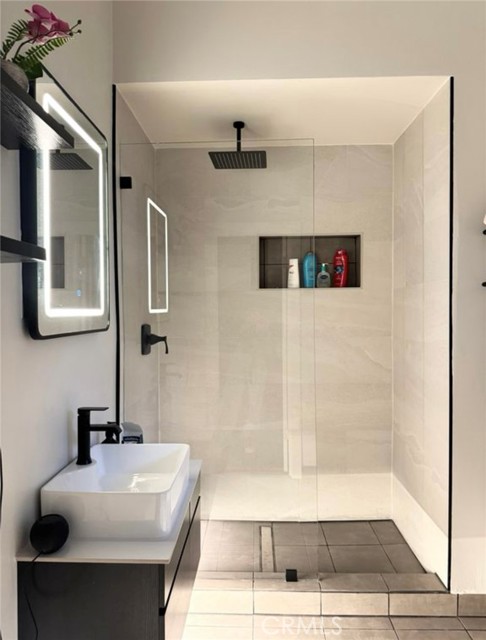 Detail Gallery Image 8 of 14 For 8956 Norma, West Hollywood,  CA 90069 - 1 Beds | 1 Baths