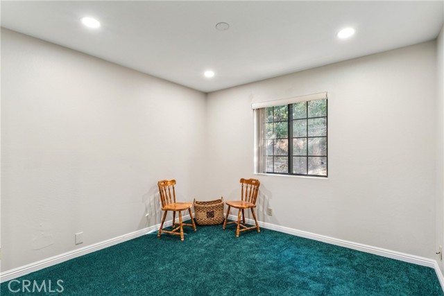 Detail Gallery Image 26 of 42 For 965 Sandalwood Dr, Lake Arrowhead,  CA 92352 - 3 Beds | 3 Baths