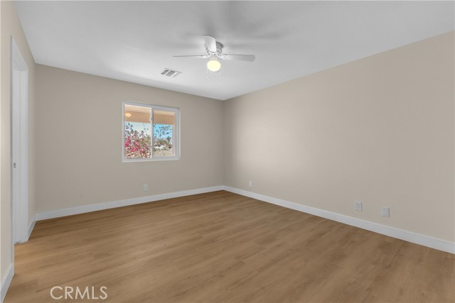 Image 18 of 39 For 1341 Beach Club Drive