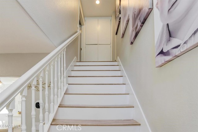 Detail Gallery Image 14 of 23 For 1948 Rory Ln #4,  Simi Valley,  CA 93063 - 3 Beds | 2/1 Baths