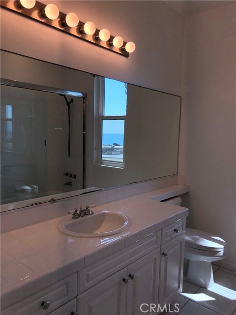 Detail Gallery Image 44 of 53 For 6267 Surfpoint Cir, Huntington Beach,  CA 92648 - 3 Beds | 2/1 Baths