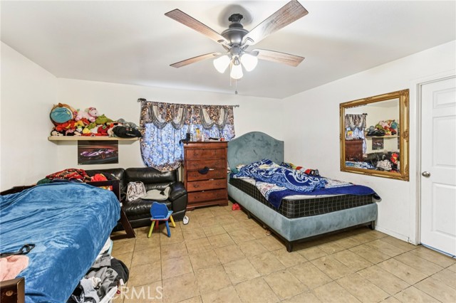 Detail Gallery Image 30 of 38 For 342 W 56th, Los Angeles,  CA 90037 - 8 Beds | 4 Baths