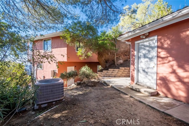 Detail Gallery Image 47 of 74 For 135 Loma Metisse Rd, Malibu,  CA 90265 - 5 Beds | 3/1 Baths