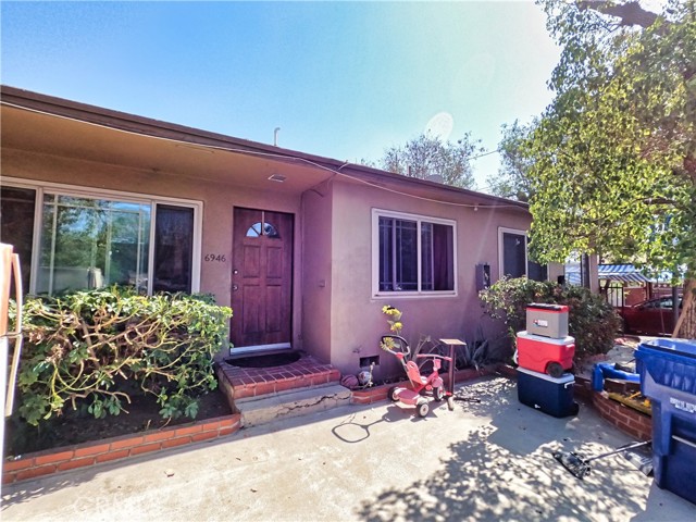 6944 Radford Avenue, North Hollywood CA: https://media.crmls.org/medias/51c28d43-8c42-4649-9e8c-d91f6d341251.jpg