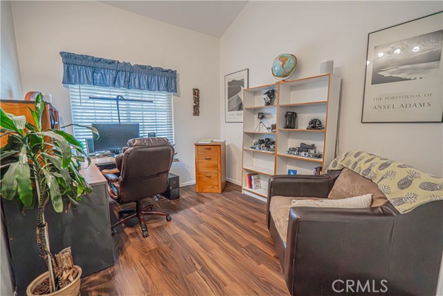 Detail Gallery Image 40 of 59 For 23514 via Decano, Valencia,  CA 91355 - 4 Beds | 2 Baths