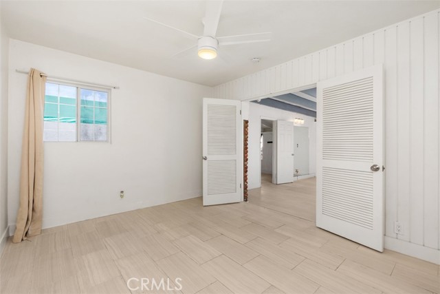 Detail Gallery Image 12 of 21 For 18032 Hartlund Ln, Huntington Beach,  CA 92646 - 4 Beds | 2 Baths