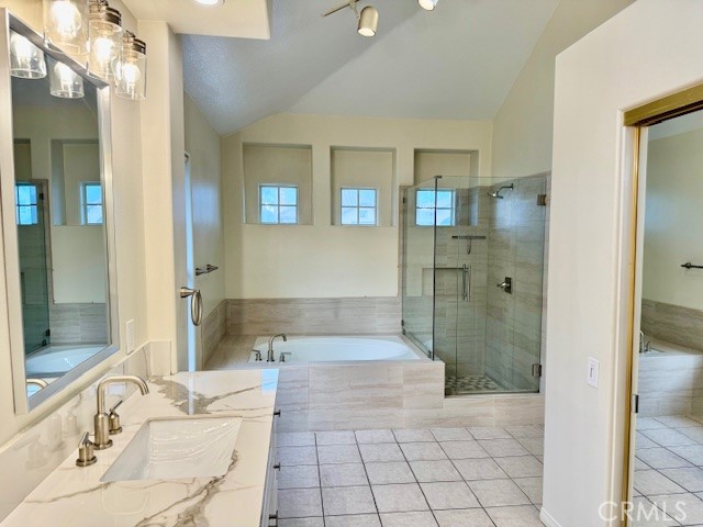 26562 White Oaks Drive, Laguna Hills CA: https://media.crmls.org/medias/51c39694-2a57-4efe-8aec-5db1a0447bf4.jpg