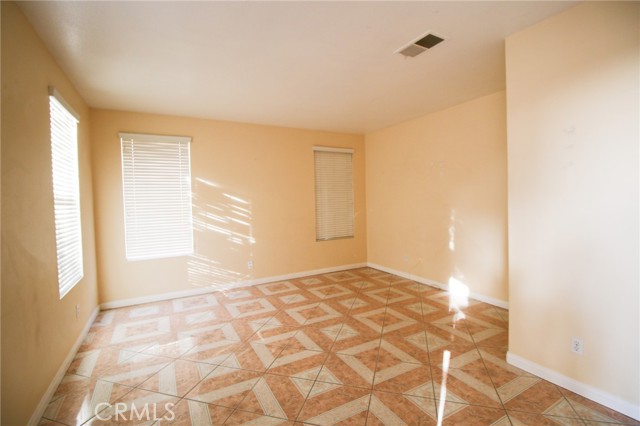 Detail Gallery Image 6 of 33 For 31592 Palomar Rd, Menifee,  CA 92584 - 5 Beds | 2/1 Baths