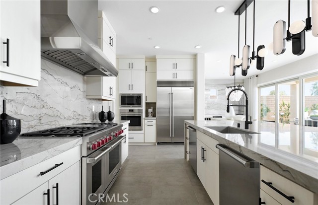 Detail Gallery Image 3 of 26 For 11845 Canoga Ave, Chatsworth,  CA 91311 - 5 Beds | 5/1 Baths