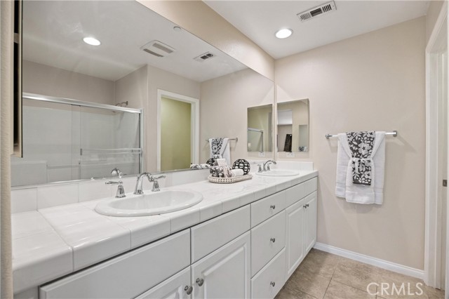 Detail Gallery Image 14 of 28 For 8029 Spencer St, Chino,  CA 91708 - 2 Beds | 2/1 Baths